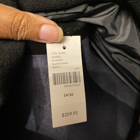 Camouflage hooded parka, size 14/16. - Picture 10 of 11